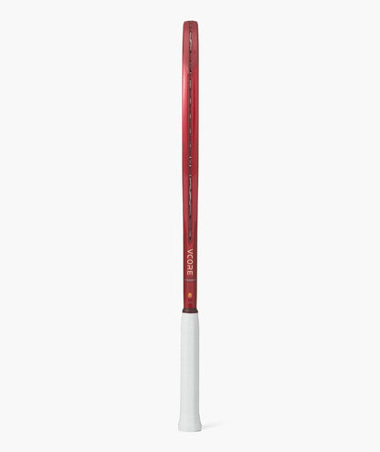 Raqueta de Tenis VCORE 100 300 Grs RUBY RED 2026 - Grip G2 4 1/4